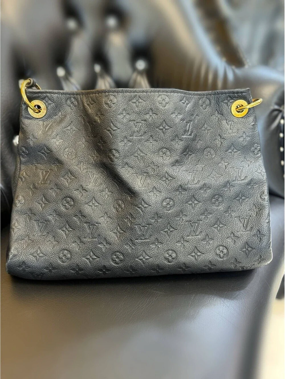 Louis Vuitton bag very